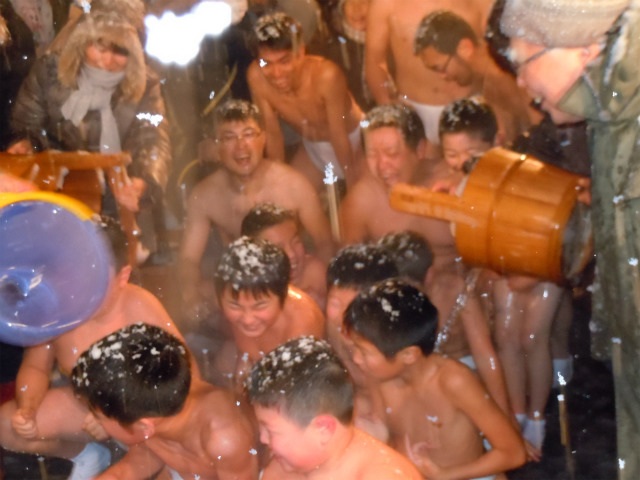 飛鳥神社裸参り