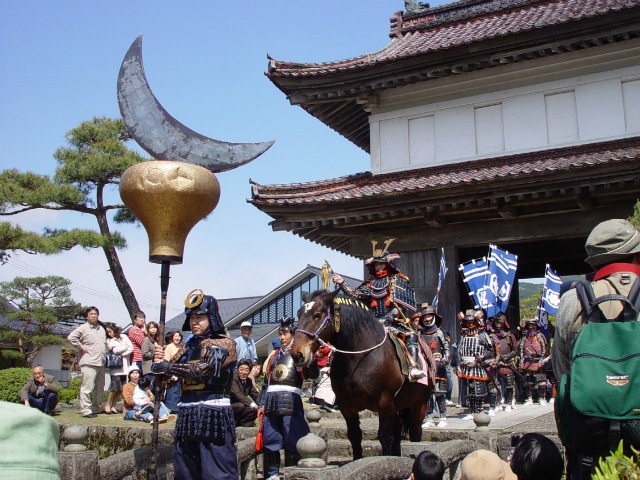 松山まつり(中山神社祭典武者行列)