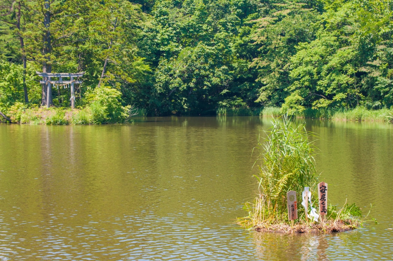 大沼の浮島・大沼浮嶋稲荷神社