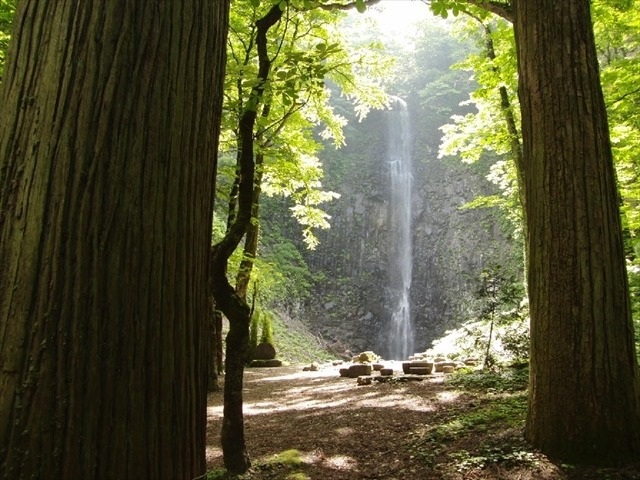 Visit cooling spots such as famous mountains and waterfalls. It's also the season for cherries and fireflies.