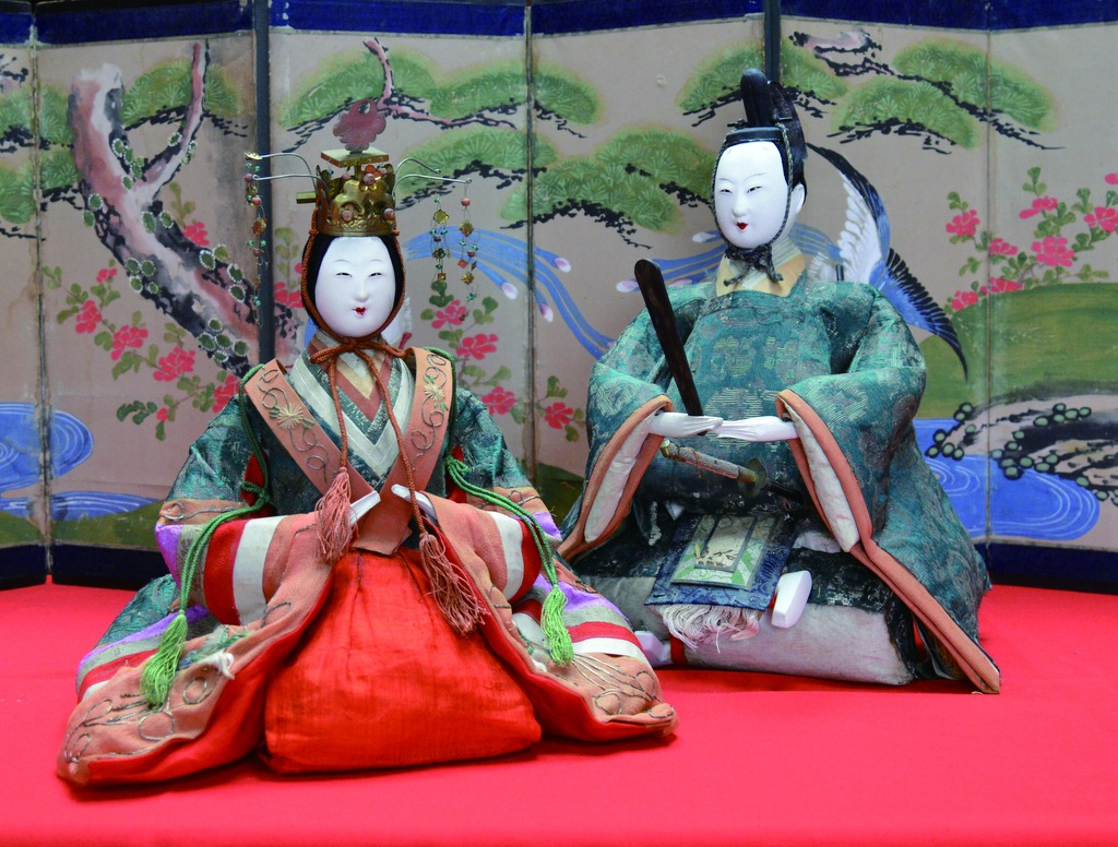 2月~4月上旬頃、県内各地で開催される「雛まつり・雛めぐり」江戸時代から代々歴史あるお雛様や雛飾りなど、絢爛豪華な人形を愛でてみませんか